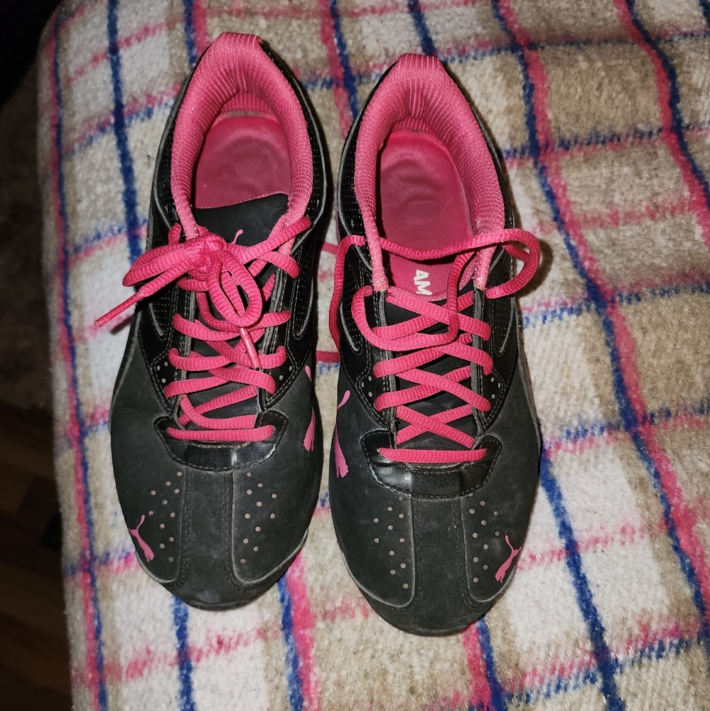 7.5 puma black/pink